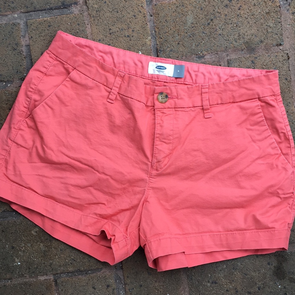 2/20 Old Navy Dark Peach Shorts